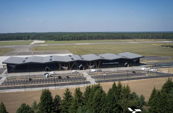 {Port lotniczy Olsztyn-Mazury w wakacje będzie oferował nowy kierunek lotów.}